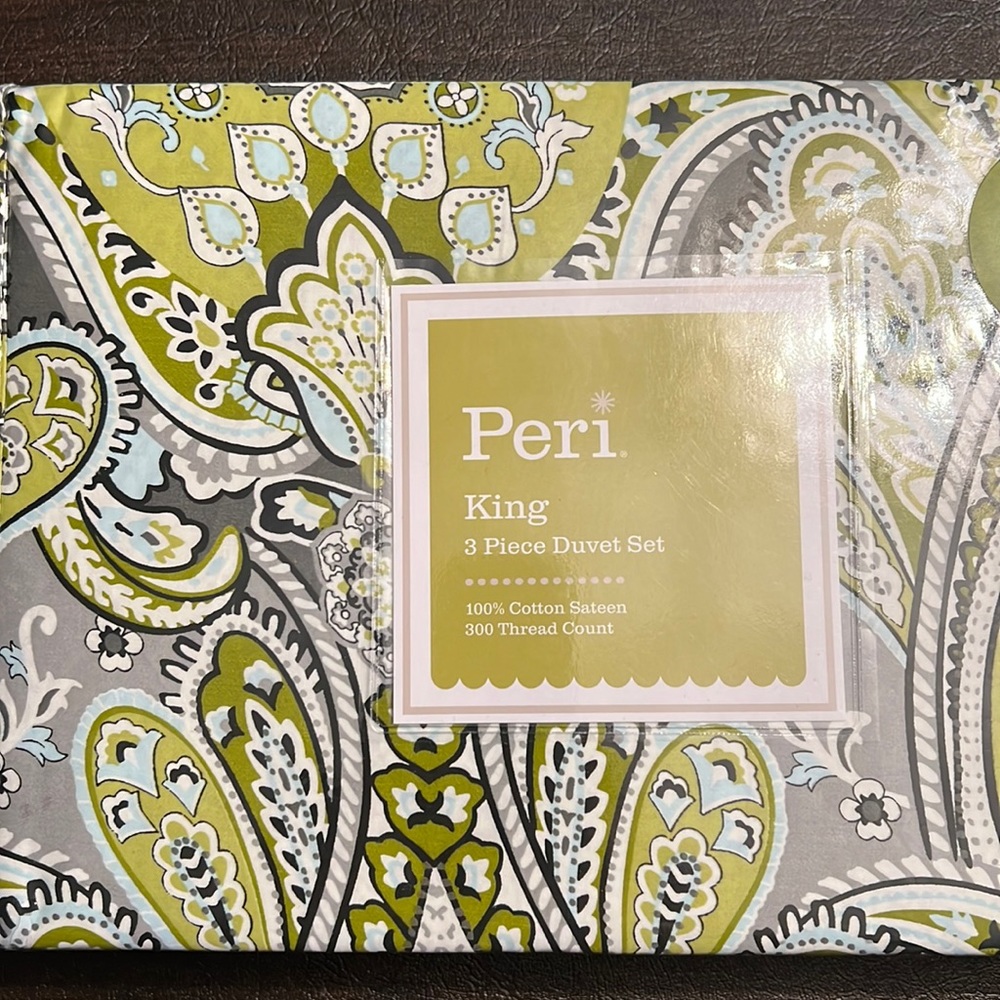 Peri King size duvet set, new in package